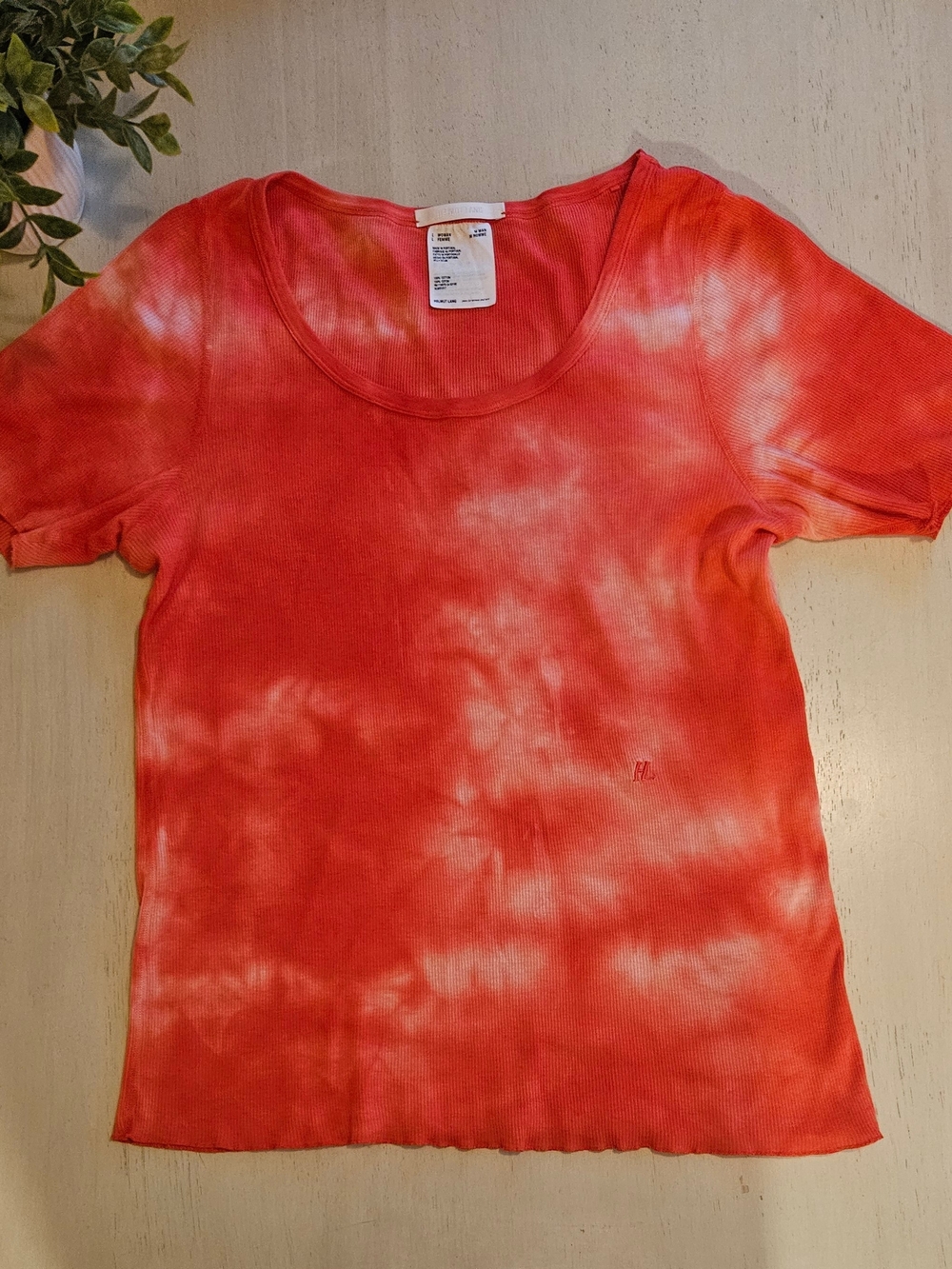 Helmut Lang Coral and White Tie-Dye Ribbed Short Sleeve Tee